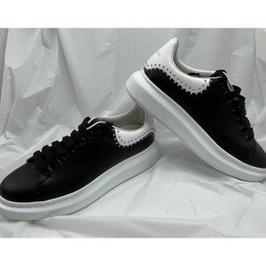 Alexander McQueen Oversized Studded Men's Sneakers 43 EU / 10 US Black White